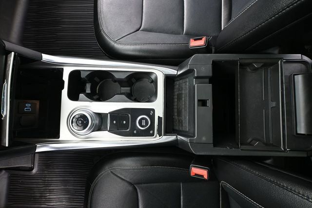 Used 2020 Ford Explorer Limited AWD/4WD image 29