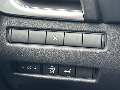 New 2026 Nissan Rogue SV FWD image 25