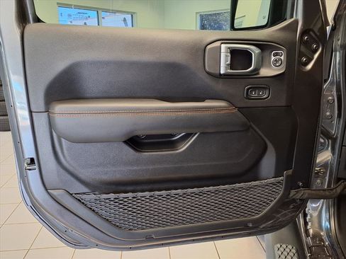 Used 2023 Jeep Gladiator Mojave w/ Trailer Tow Package image 22