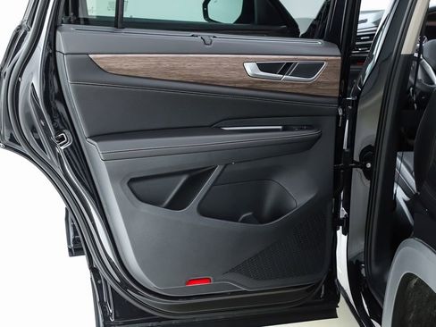 New 2026 Volkswagen Atlas SEL AWD/4WD image 17