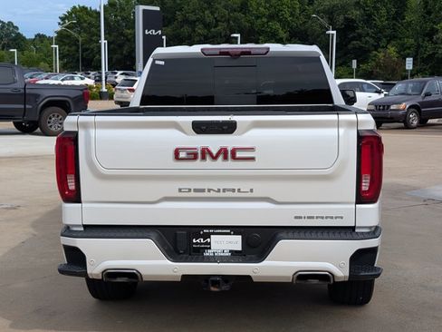 Used 2024 GMC Sierra 1500 Denali AWD/4WD image 8