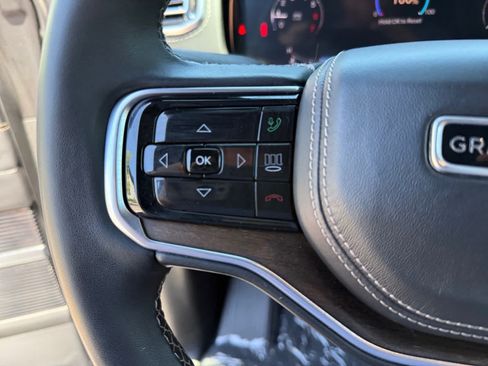 Used 2023 Jeep Grand Wagoneer Series II AWD/4WD image 23