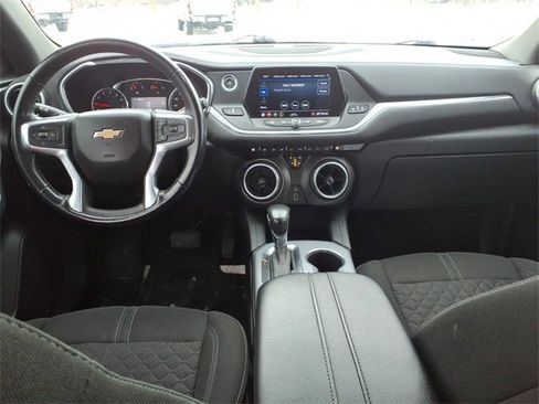 Used 2020 Chevrolet Blazer LT image 11