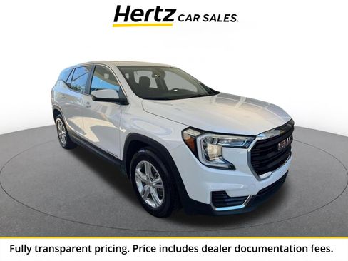 Used 2024 GMC Terrain SLE FWD image 1