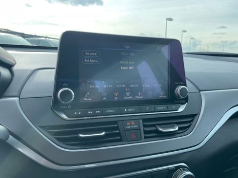 Used 2025 Nissan Altima 2.5 SR image 20