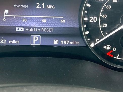Used 2023 Nissan Armada Platinum w/ Captain's Chairs Package RWD image 16