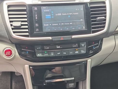 Used 2017 Honda Accord EX-L image 15