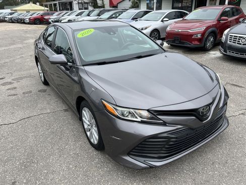 Used 2020 Toyota Camry LE w/ Convenience Package image 3