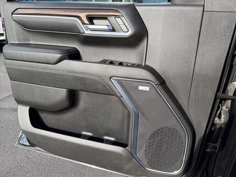 Certified 2023 Chevrolet Silverado 1500 LT Trail Boss w/ LT Trail Boss Premium Package image 15