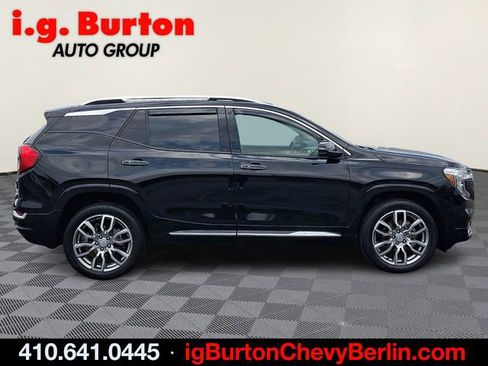 Certified 2023 GMC Terrain Denali w/ Denali Premium Package AWD/4WD image 7