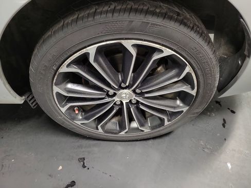 Used 2014 Toyota Corolla S FWD image 10