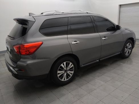 Used 2019 Nissan Pathfinder S FWD image 10