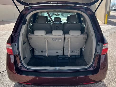 Used 2013 Honda Odyssey Touring image 12