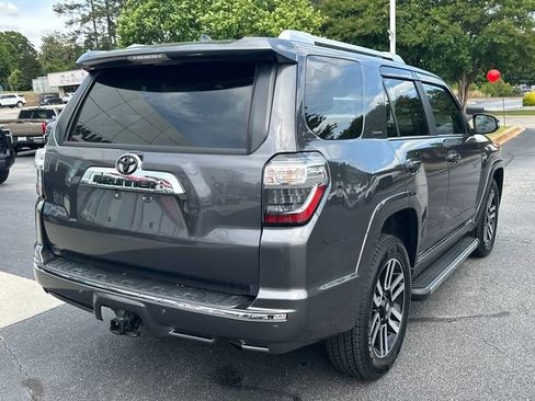 Used 2022 Toyota 4Runner Limited AWD/4WD image 3