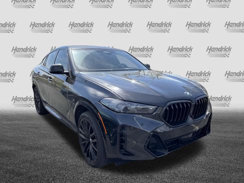 Used 2024 BMW X6 xDrive40i w/ Executive Package image 2
