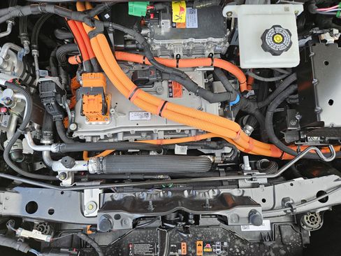 New 2027 Chevrolet Bolt RS w/ Technology Package FWD image 27