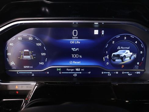 Used 2022 Chevrolet Silverado 1500 ZR2 w/ Technology Package image 4