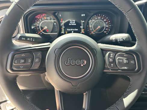 New 2026 Jeep Gladiator Mojave AWD/4WD image 17