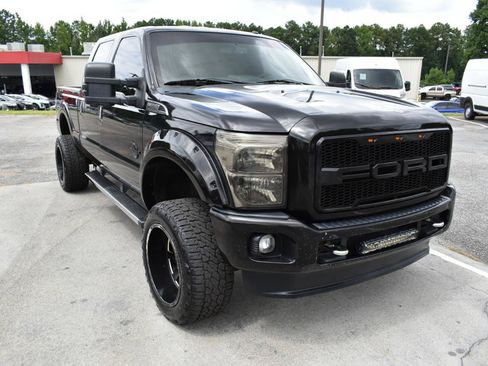 Used 2015 Ford F250 Platinum w/ FX4 Off-Road Package AWD/4WD image 4
