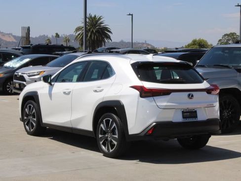 Certified 2025 Lexus UX 300h FWD image 19