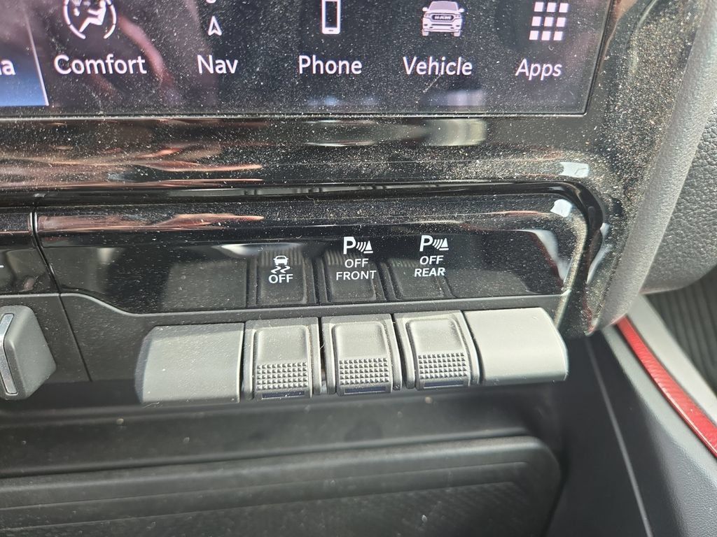 Used 2025 RAM 1500 Rebel AWD/4WD image 35