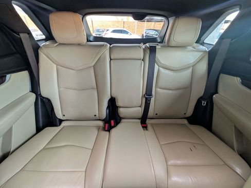 Used 2017 Cadillac XT5 Luxury w/ Driver Awareness Package image 22