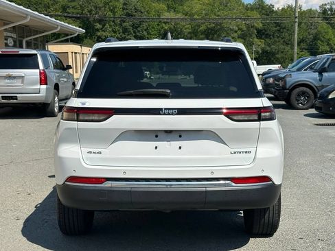 Used 2023 Jeep Grand Cherokee Limited AWD/4WD image 9