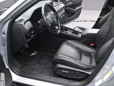 Used 2023 Honda Accord Sport image 16