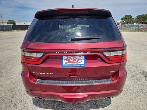 Used 2024 Dodge Durango GT RWD image 6