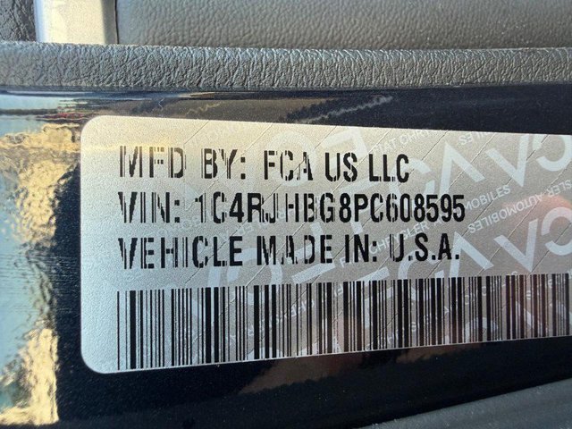 Used 2023 Jeep Grand Cherokee Limited AWD/4WD image 32
