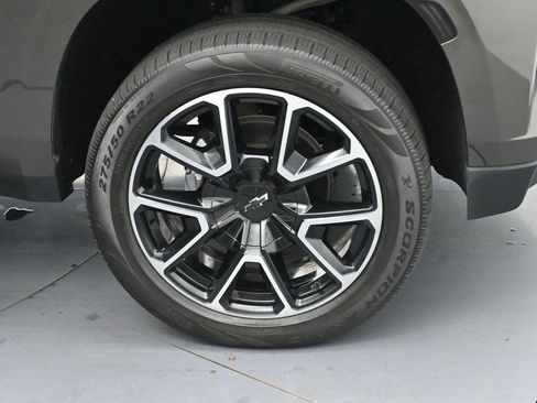 Used 2021 Chevrolet Tahoe RST w/ Luxury Package AWD/4WD image 39