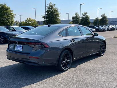New 2025 Honda Accord SE