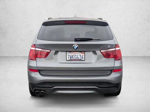 Used 2017 BMW X3 xDrive28i image 4