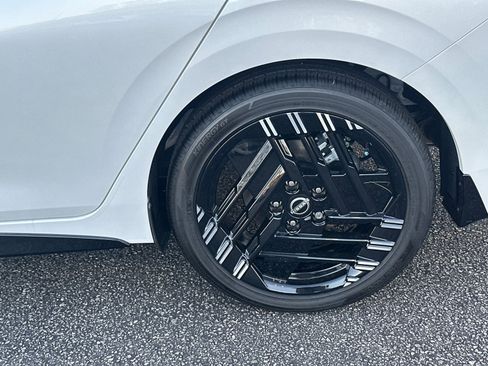 New 2026 Nissan Sentra SR w/ SR Premium Package image 19