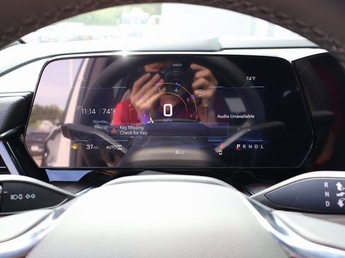 New 2025 Chevrolet Suburban Premier image 22