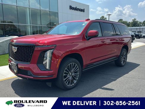 Used 2025 Cadillac Escalade ESV Sport Platinum AWD/4WD image 1