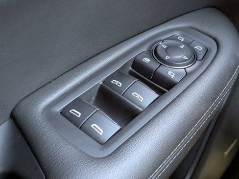 Used 2024 Cadillac XT6 Premium Luxury AWD/4WD image 22