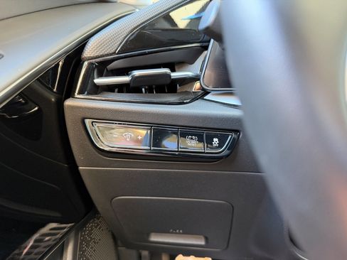 Used 2023 Kia Niro EX Touring image 29