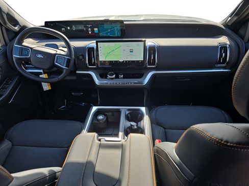 New 2026 Ford Expedition Tremor image 9