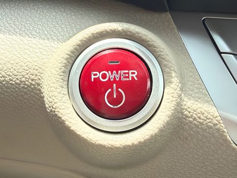Used 2014 Honda Accord Touring image 28