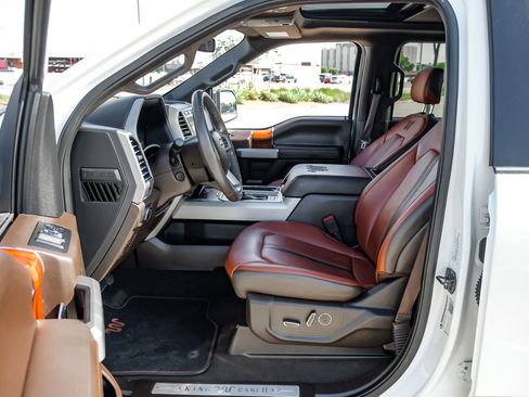 Used 2020 Ford F150 King Ranch w/ Equipment Group 601A Luxury AWD/4WD image 4