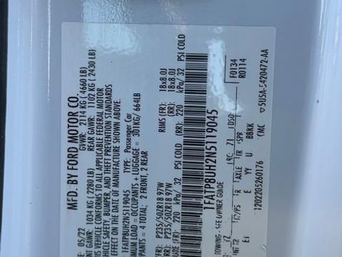 Used 2022 Ford Mustang Premium RWD image 27