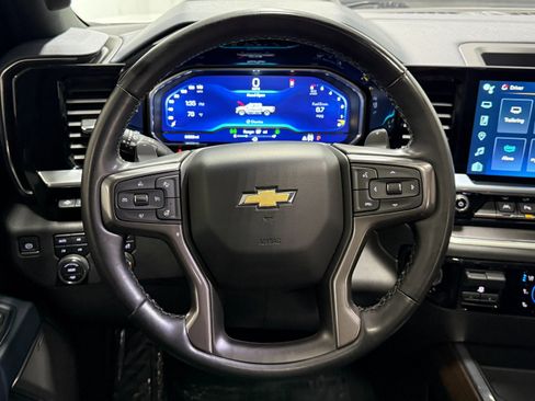 Used 2023 Chevrolet Silverado 1500 High Country w/ Technology Package AWD/4WD image 20