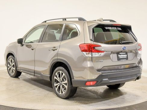 Used 2020 Subaru Forester Limited image 9