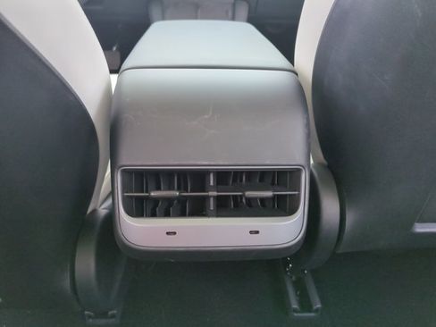 Used 2023 Tesla Model 3 Standard Range RWD image 18