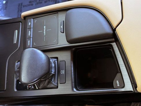 Used 2022 Lexus ES 350 w/ Premium Package FWD image 29