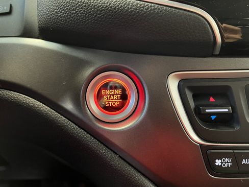 Used 2022 Honda Pilot Special Edition image 20