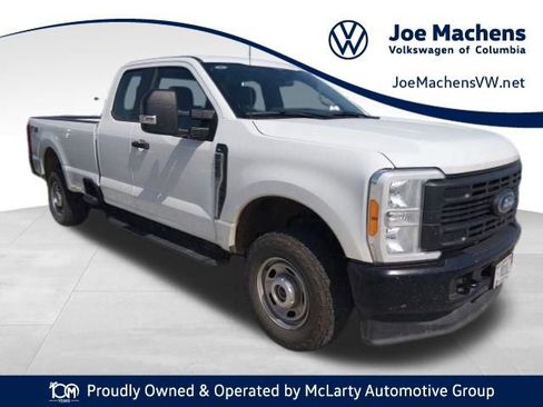 Used 2023 Ford F250 XL w/ FX4 Off-Road Package AWD/4WD image 1