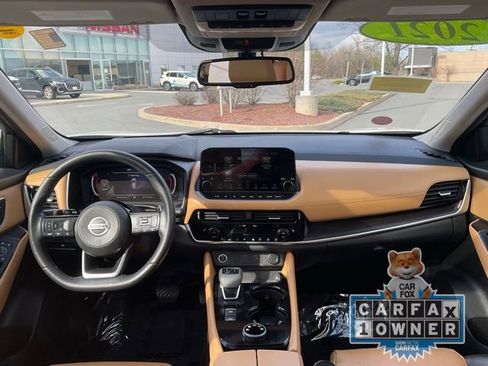 Certified 2021 Nissan Rogue Platinum AWD/4WD image 16