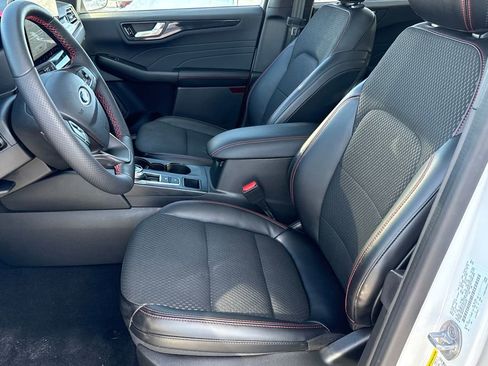 Certified 2023 Ford Escape ST-Line Select w/ Tech Pack #2 image 15